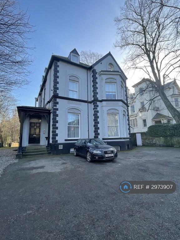 2 bedroom flat in Ullet Road, Liverpool, L8 (2 bed) (#2973907)