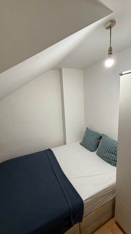 SPACIOUS SINGLE ROOM AVAILABLE IN STRATFORD - BILLS INCLUDED 🏡