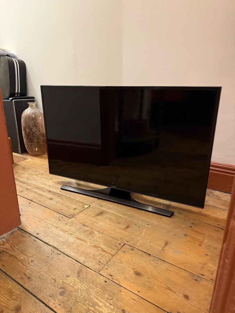 Samsung UE40JU6400K - 40" - Smart TV - 4K UHD