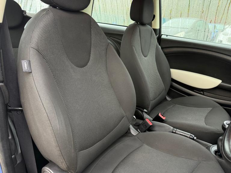 2013 MINI Hatch 1.6 Cooper 3dr HATCHBACK Petrol Manual