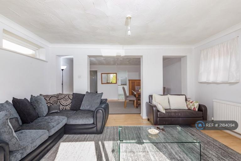 2 bedroom house in Seaview Road, Brighton, BN2 (2 bed) (#2184094)