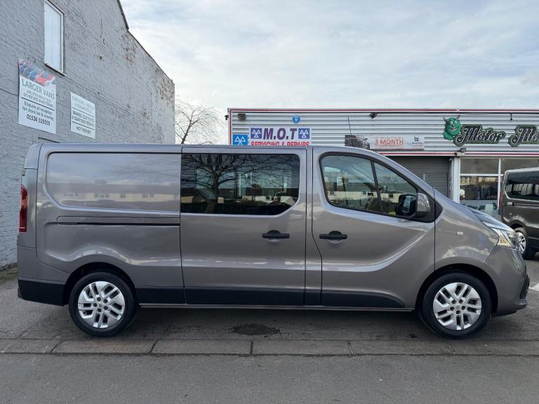 Renault Trafic 2.0 dCi Energy 30 Sport Nav 6 Seat LWB Crew Van  DIESEL 2020/20