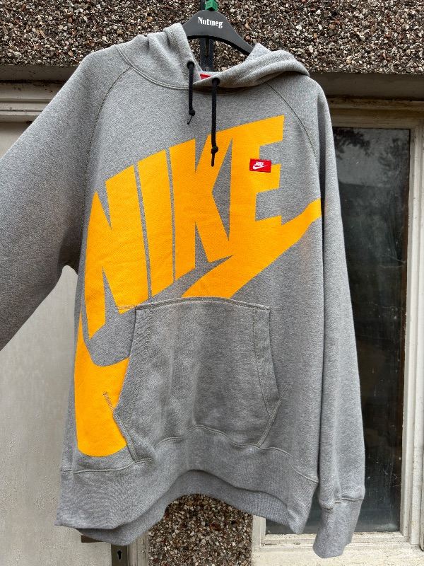 Nike Big Logo Grey & Yellow Pullover Hoodie Size XL