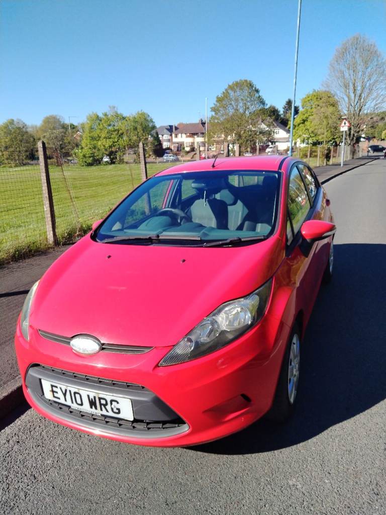 £20 Tax 2010 Ford FIESTA 12 months MOT Hatchback Manual 1.6 tdci diesel 5 door