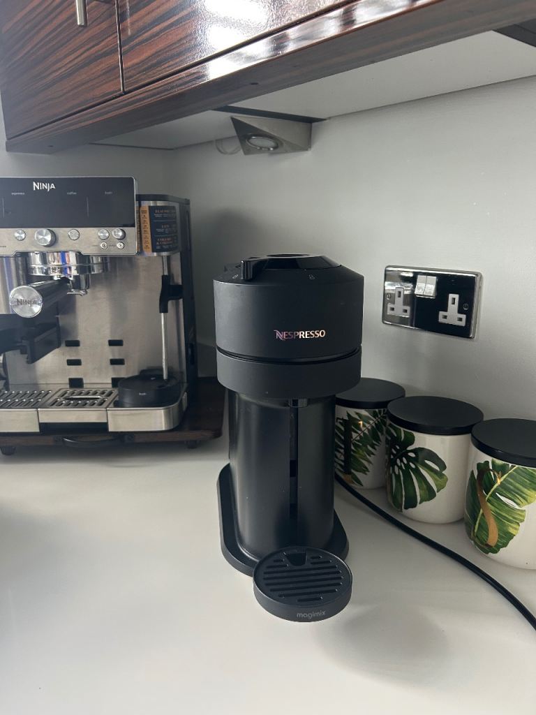 Nespresso machine 