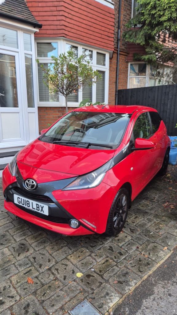 Toyota, AYGO, Hatchback, 2018, Manual, 998 (cc), 5 doors