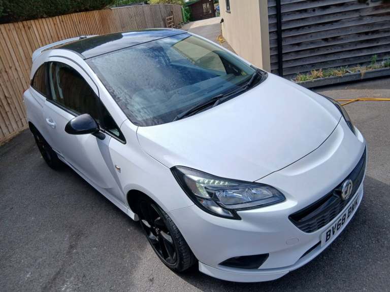 2018 Vauxhall Corsa 1.4 SRi Vx-line Nav Black 3dr HATCHBACK Petrol Manual