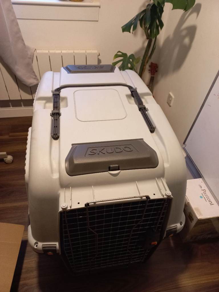 Large Skudo 6 Airline Approved Dog Carrier