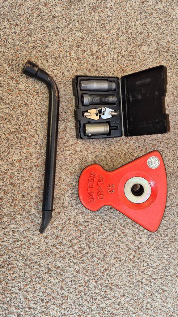 Alko wheel lock No, 33