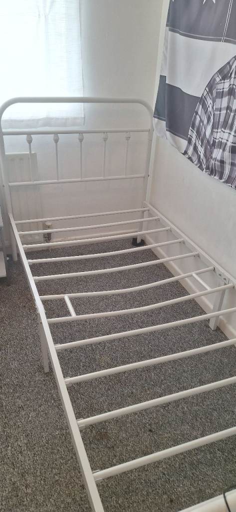 White Metal Bed Frame – FREE