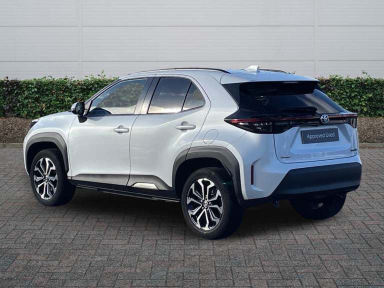 2023 Toyota Yaris Cross 1.5 Hybrid Design 5dr CVT HATCHBACK PETROL/ELECTRIC Automatic