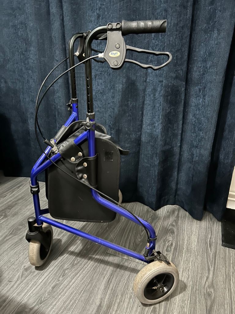 3 wheeled Walker