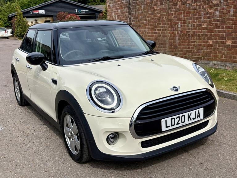 MINI HATCH 1.5 5-Door Hatch Cooper Classic 2020