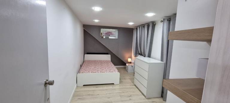 Rooms to let in Kingsbury, Harrow (Comfortable Double Room)