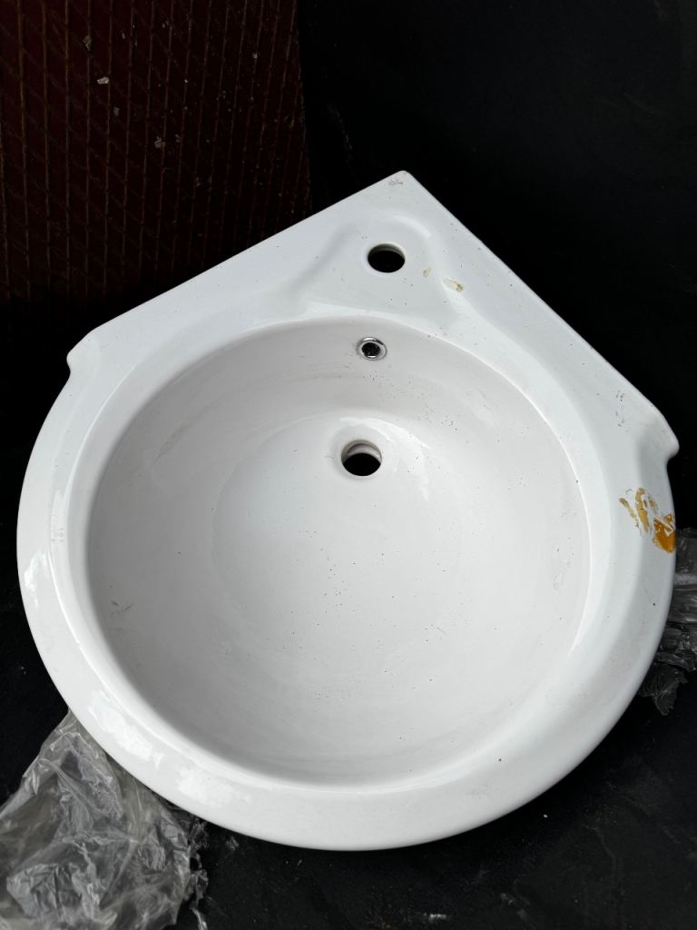 Round Corner Sink Italian Washbasin Bathroom White