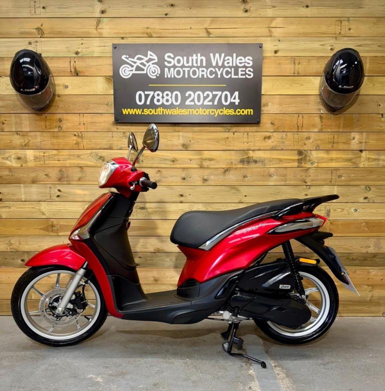 Piaggio Liberty 50cc / 2024 (74) model / JUST 2 MILES