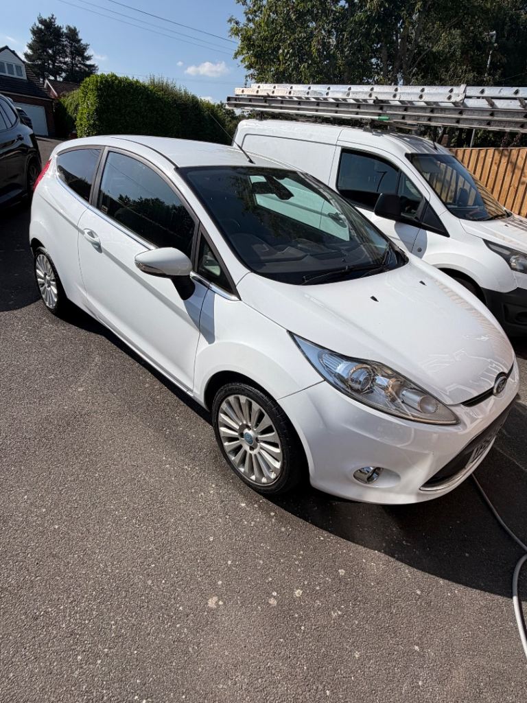 Ford, FIESTA, Hatchback, 2010, Manual, 1596 (cc), 3 doors