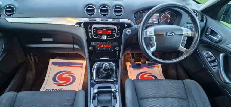 2013 Ford S-Max 2.0 TDCi 140 Titanium 5dr MPV Diesel Manual