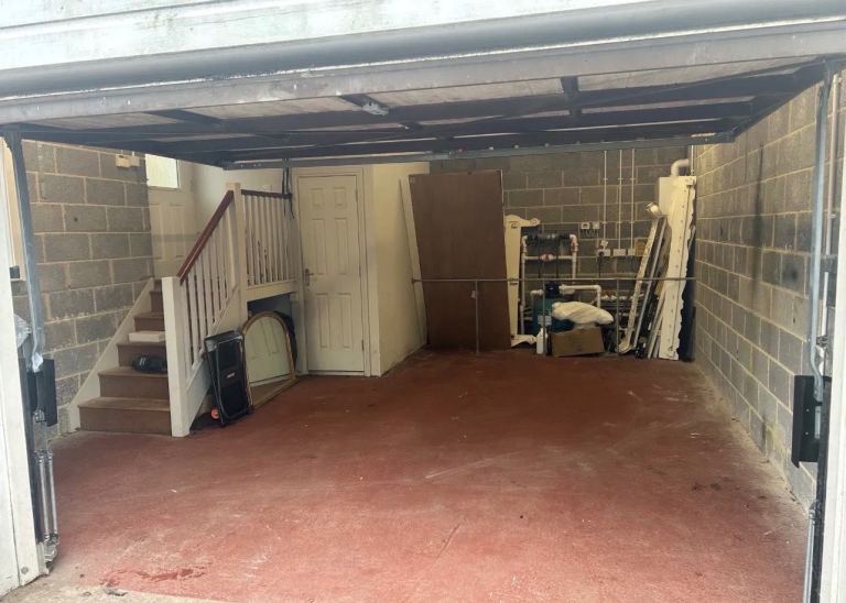 Workshop / Studio with Bathroom & Shower – Secure Gated Property – Extra Parking - BS10 Bristol