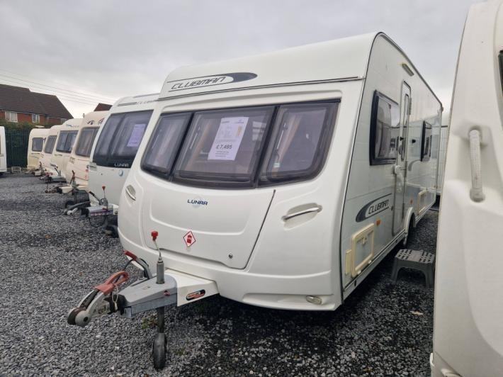 2011 Lunar Clubman SB Used Caravan