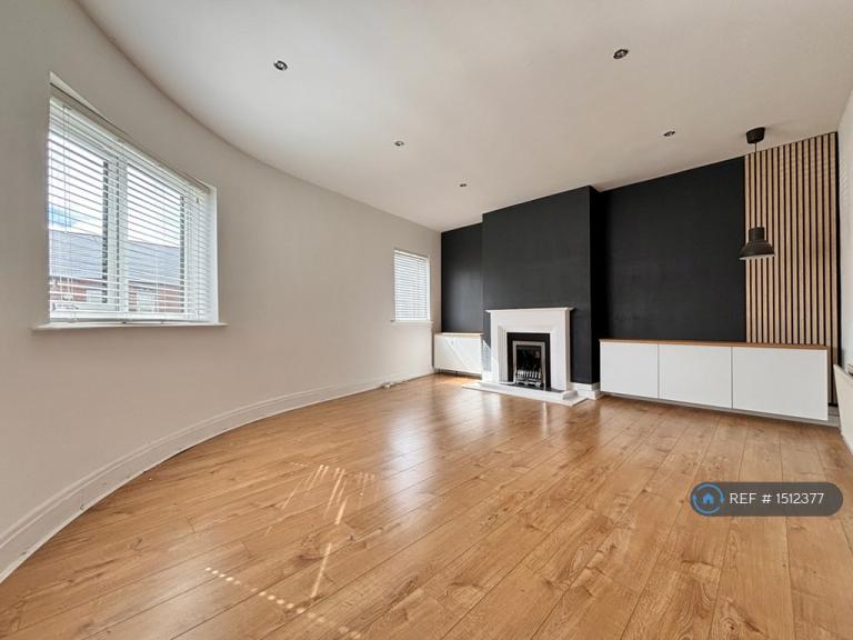 3 bedroom house in Sea Road, Sunderland, SR6 (3 bed) (#1512377)