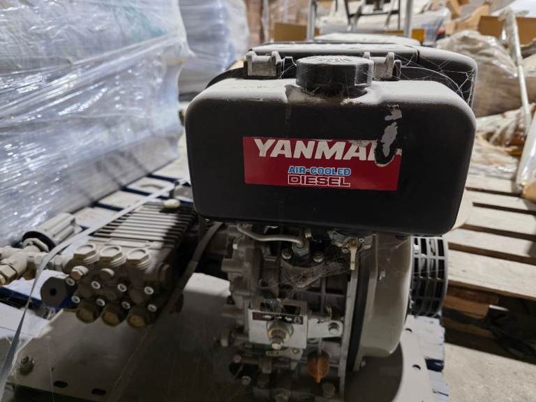 yanamar l70ng engine x 2