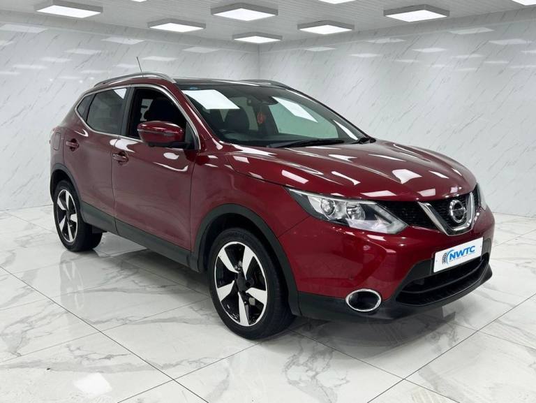 2017 Nissan Qashqai 1.2 DIG-T N-Vision SUV 5dr Petrol Manual 2WD Euro 6 (s/s) (115 ps) 2 FORMER H...