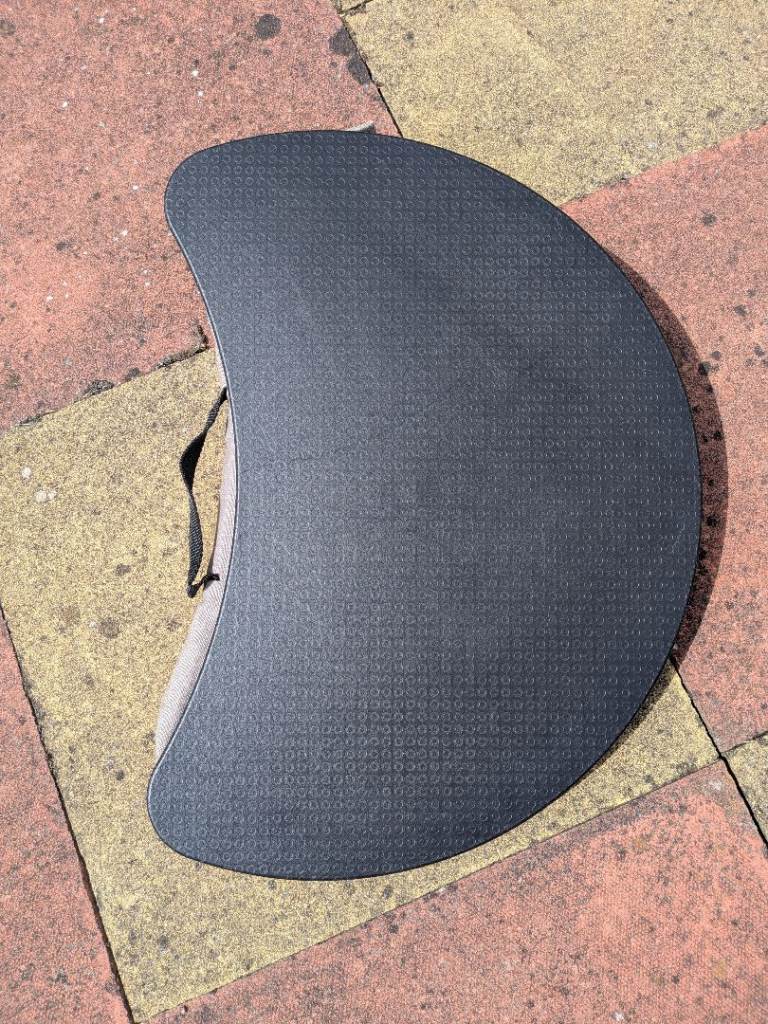 (Collection only) Portable Laptop Cushion– Black, Good Condition