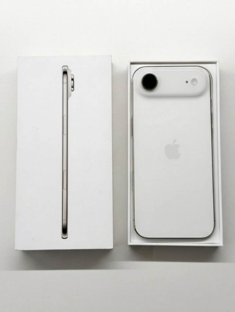 Apple iPhone Air 256GB light gold SIM Free