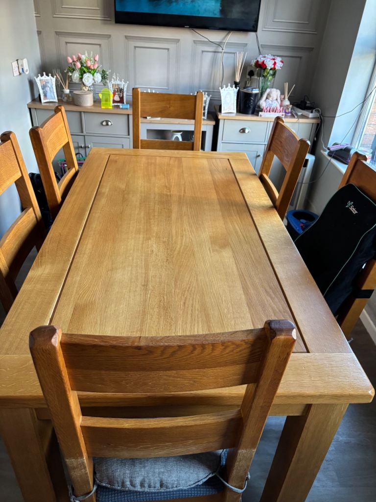 Solid oak table and 6 chairs