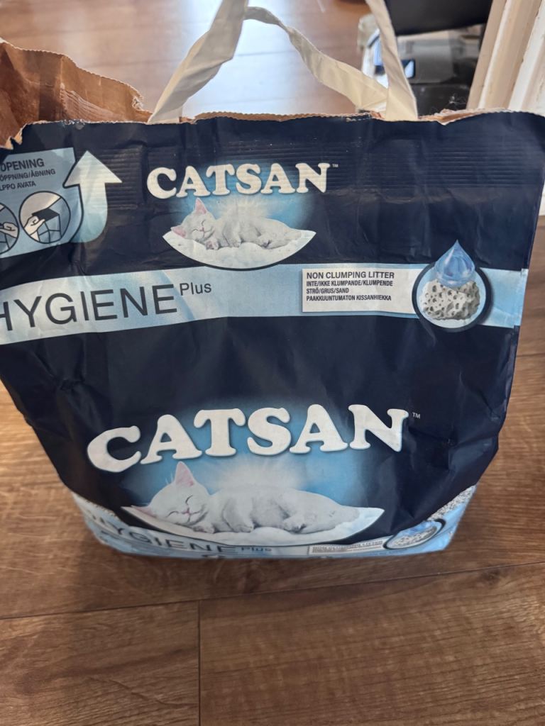 Free cat litter 