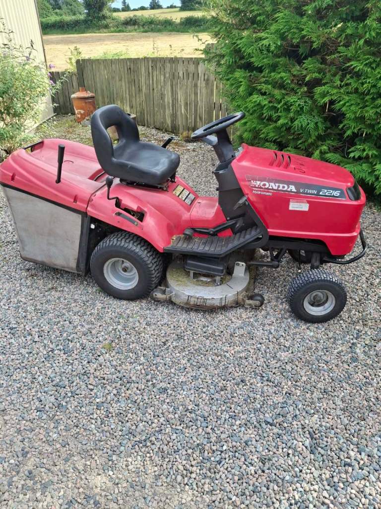 🔥2001 Ride on mower 