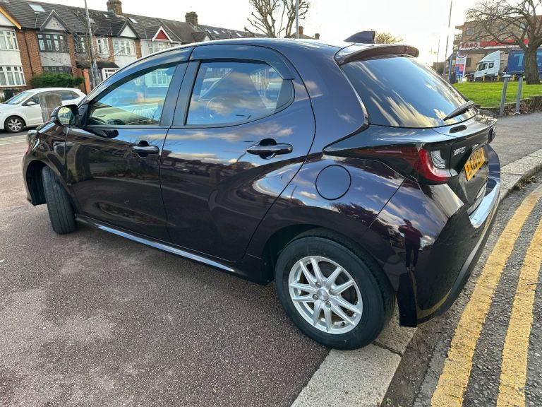 TOYOTA YARIS Hybrid 2020