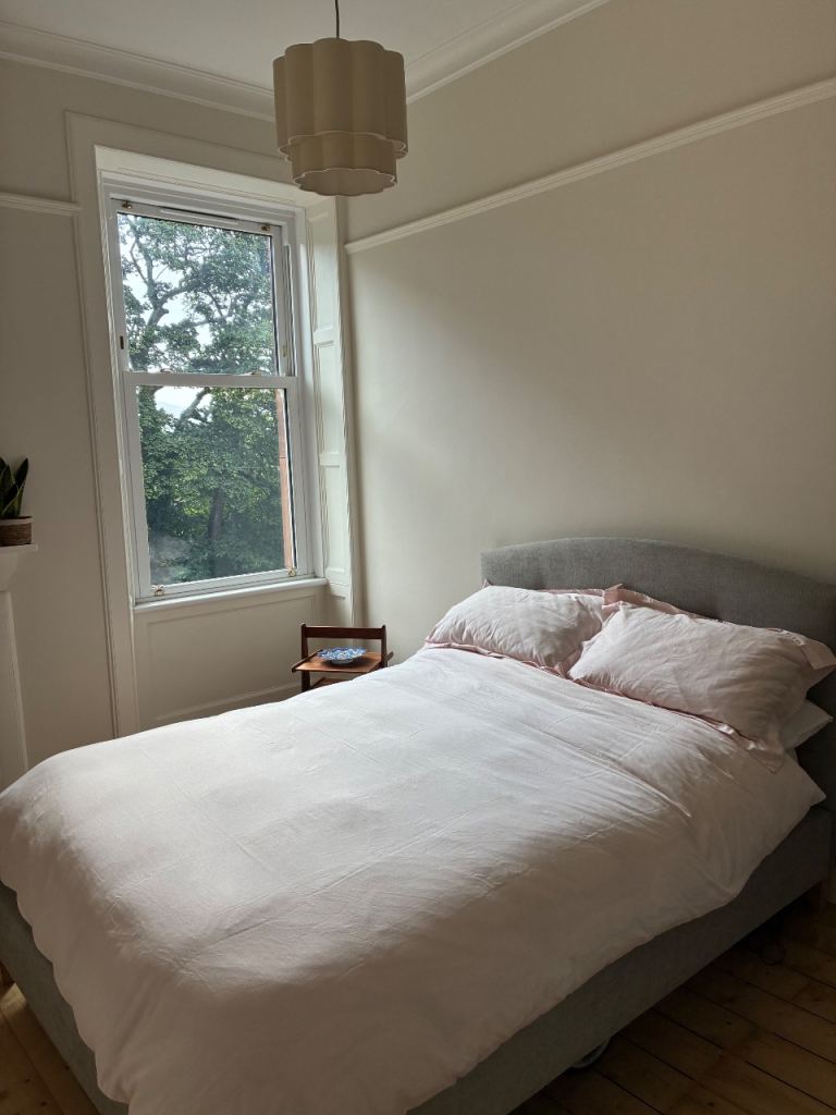 Beautiful furnished double room in a stylish Edinburgh home – £900 pcm, bills included