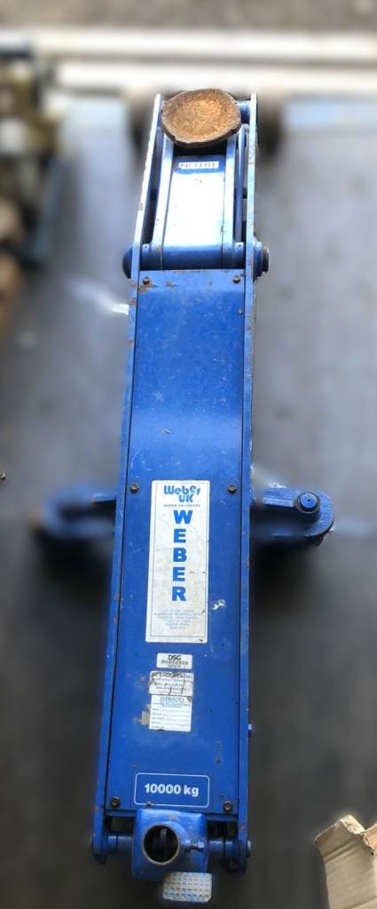 Weber 10 Ton trolly Jack Extra Long version