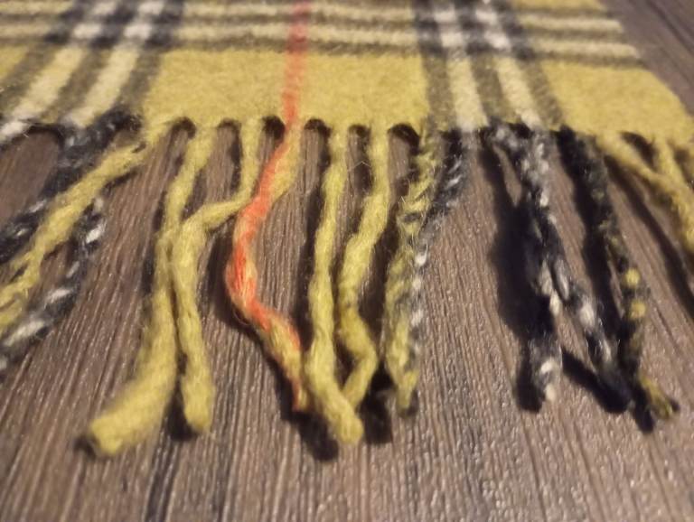 Authentic BURBERRY Scarf £80! (£420rrp)