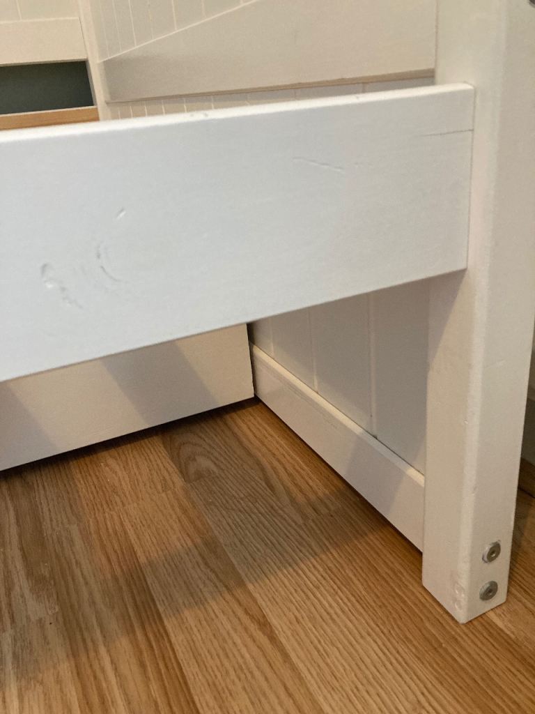 Single wooden day bed with drawers 