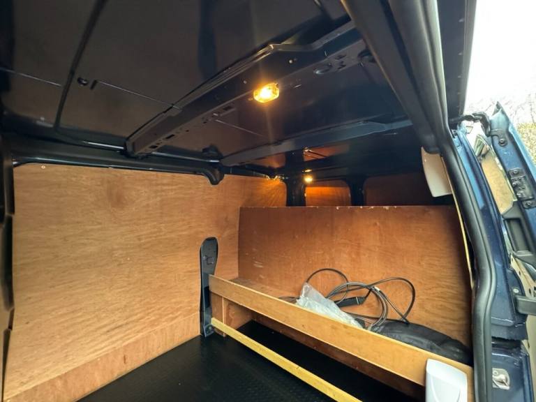 2020 FORD TRANSIT CUSTOM 1.0 EcoBoost PHEV 126ps Low Roof Leader Van Auto