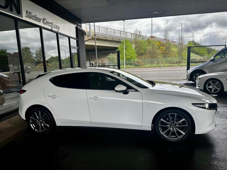 2021 Mazda Mazda3 2.0 e-SKYACTIV-G MHEV Sport Lux Euro 6 (s/s) 5dr HATCHBACK Petrol Manual