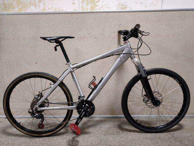 Hybrid Bike