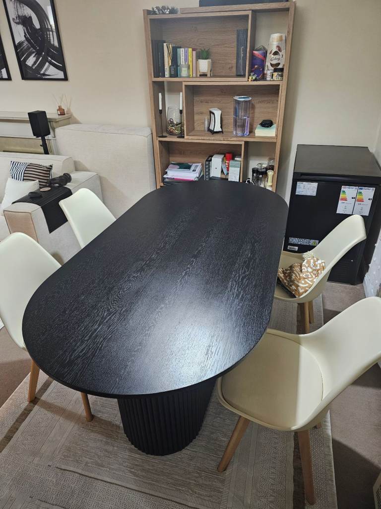 Dining table with chairs 
