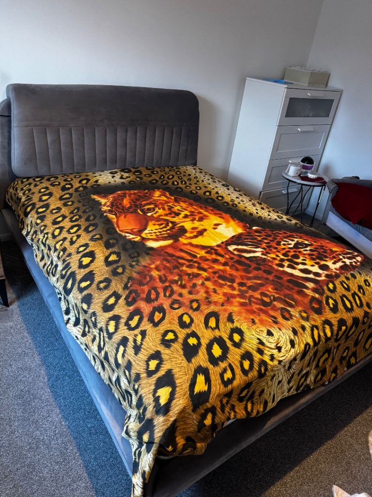 Tiger Print Bedding Set – Blanket, Sheet & Pillowcase 