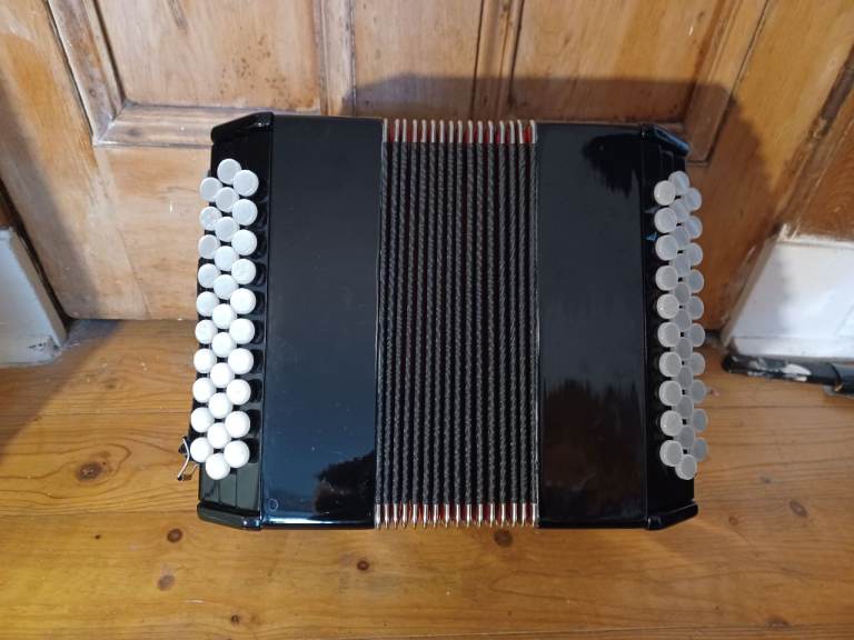 Rare Harry Geuns hybrid bandoneon starter model, good condition