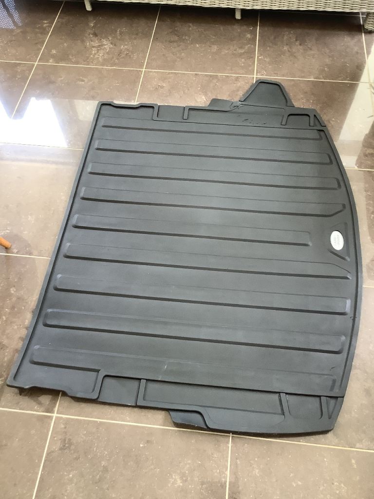 Boot liner for Land Rover Discovery Sport 2015 onwards