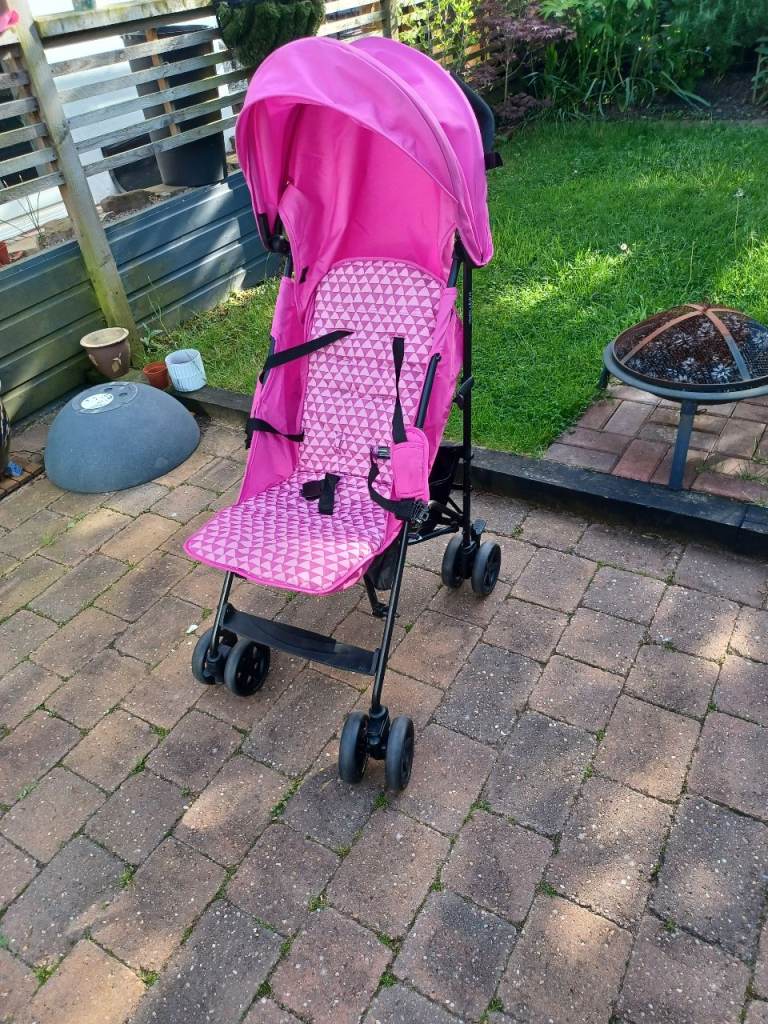 Pink Umbrella Stroller – Good Condition, Lightweight
