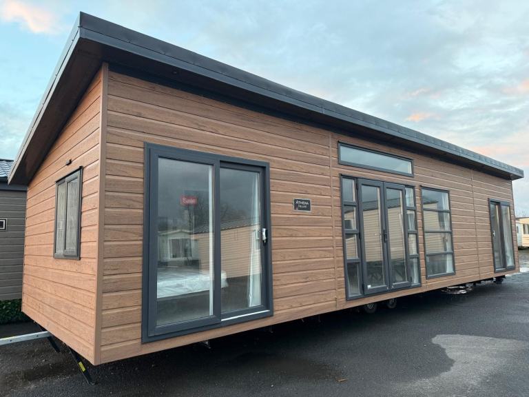 ATHENA LODGE 42X14 • CENTRE LOUNGE • HIGH SPEC • OFF SITE ANNEX SALE