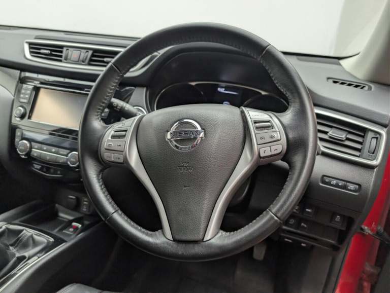 2016 Nissan X-Trail 1.6 dCi Tekna SUV 5dr Diesel Manual 4WD Euro 6 (s/s) (130 ps) - SUNROOF + C E...