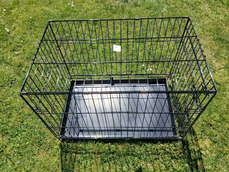 F, SINGLE DOOR DOG CRATE VGC £15 NORTH BADDESLEY 