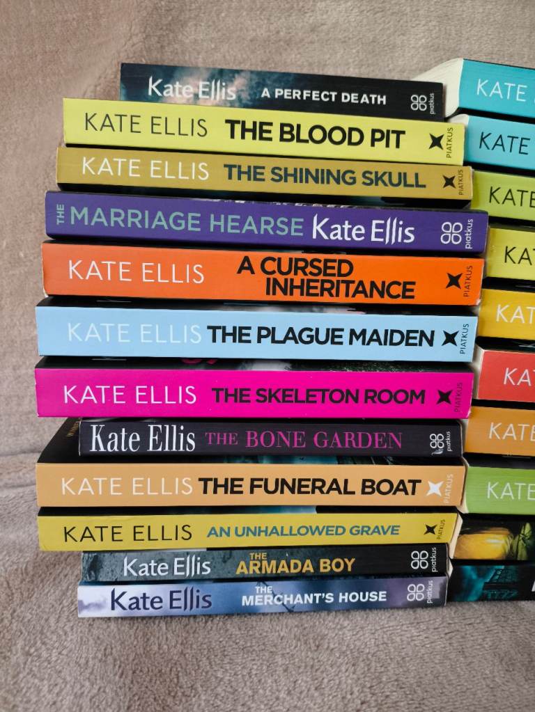 Kate Ellis Crime Thriller Book Collection - 22/29 All In Very Good Condition