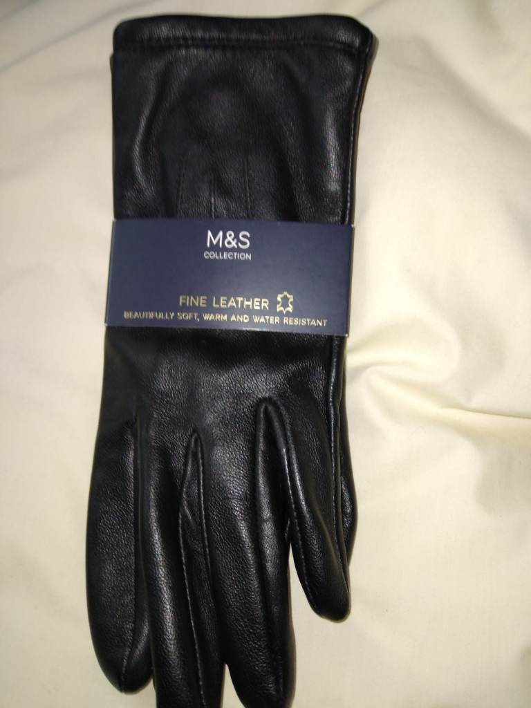 image for Ladies black leather gloves 